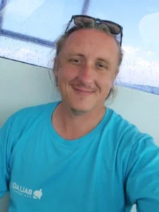 Photo of instructor arthur from bali aqua dive center
